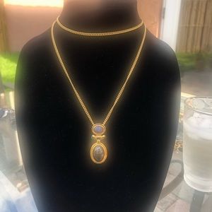 Gold chain with pendant